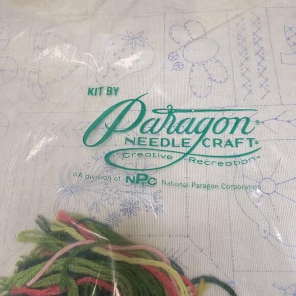 1976 Paragon Needle Craft “Stitch-o-Rama” Crewel Embroidery Kit # 0551 - Picture 3 of 3